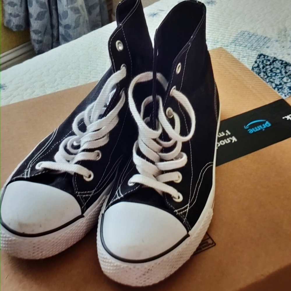 AIR WALK high tops size 12 black